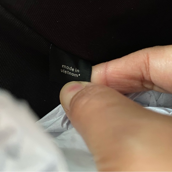 Coach Gallery Tote With Diary Embroidery - Picture 10 of 11